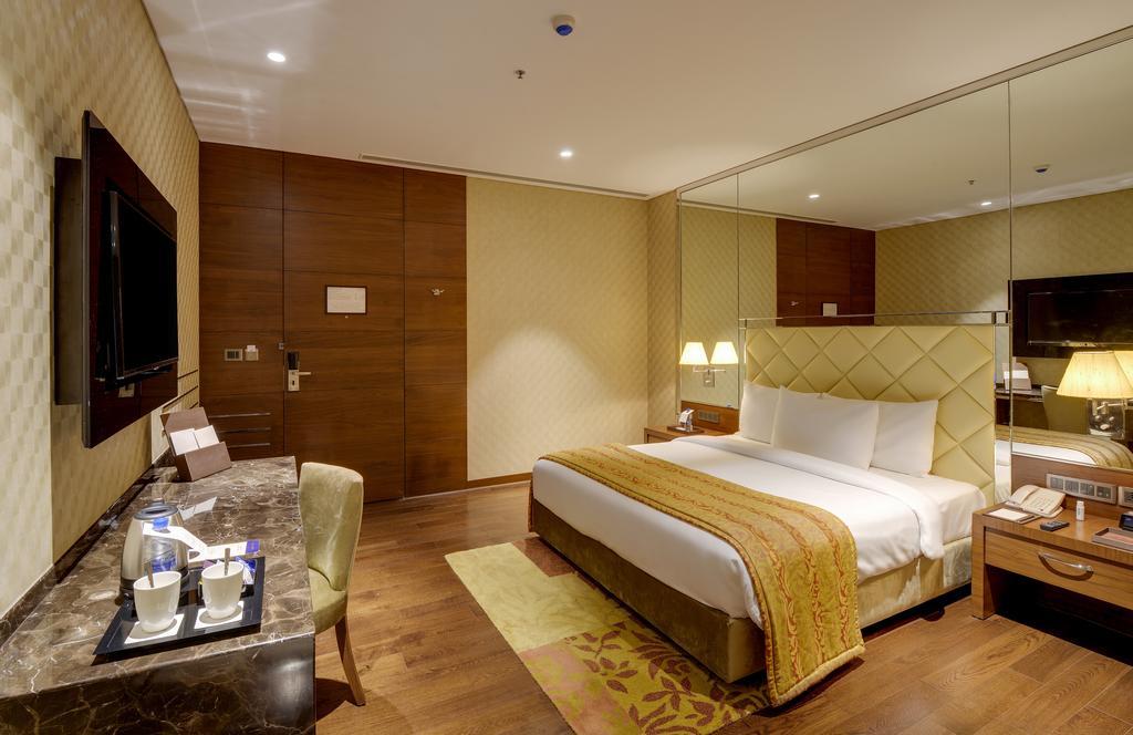 Niranta Transit Hotel Terminal 2 Arrivals/Landside Mumbai Exterior photo